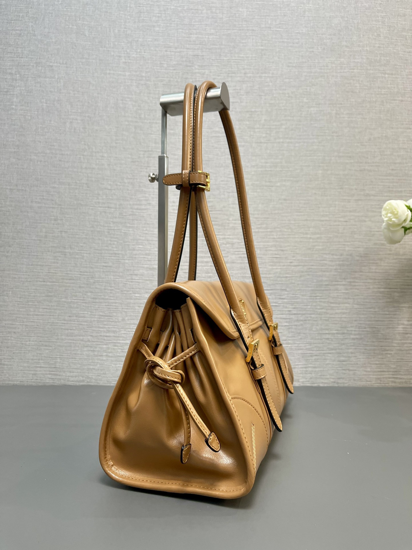 Pra*a Leather Shoulder Bag 31x15x12cm