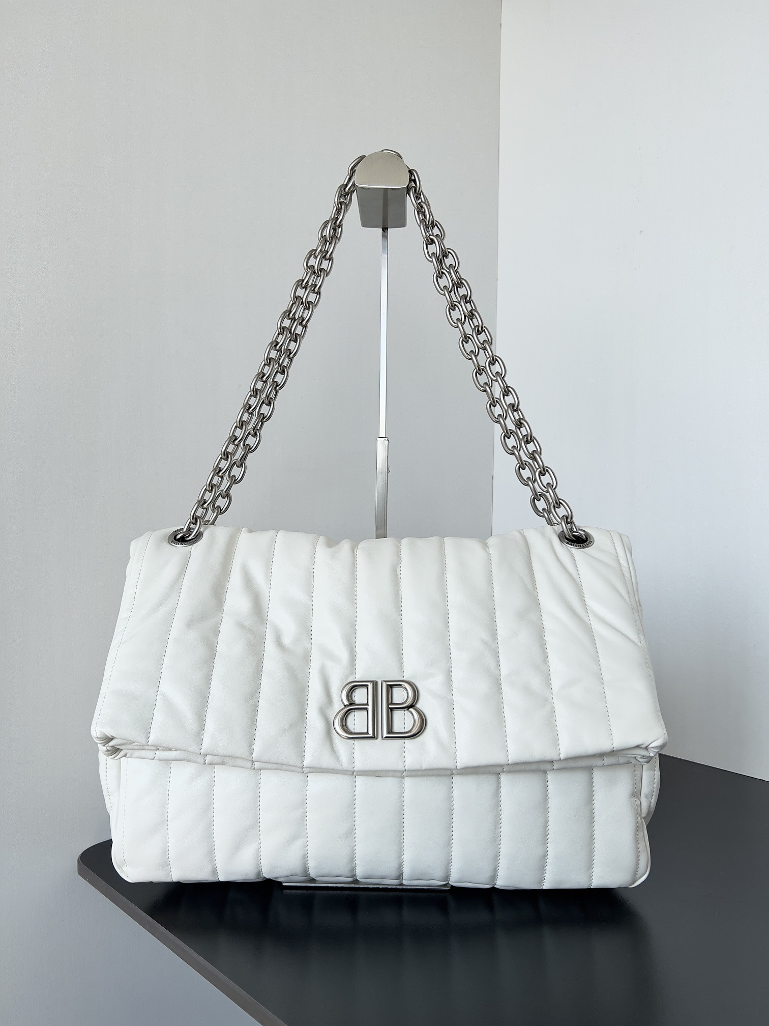 Ba1en*iaga Monaco Chain Bag Medium 32.5x22x9.9cm