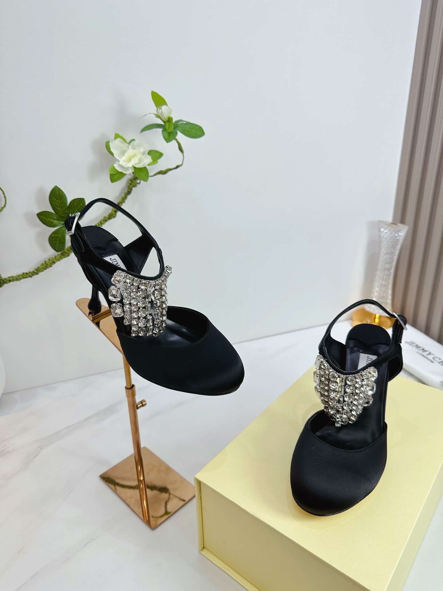 UA J1m*y Ch00 Verity Glitter Slingbacks 8.5cm