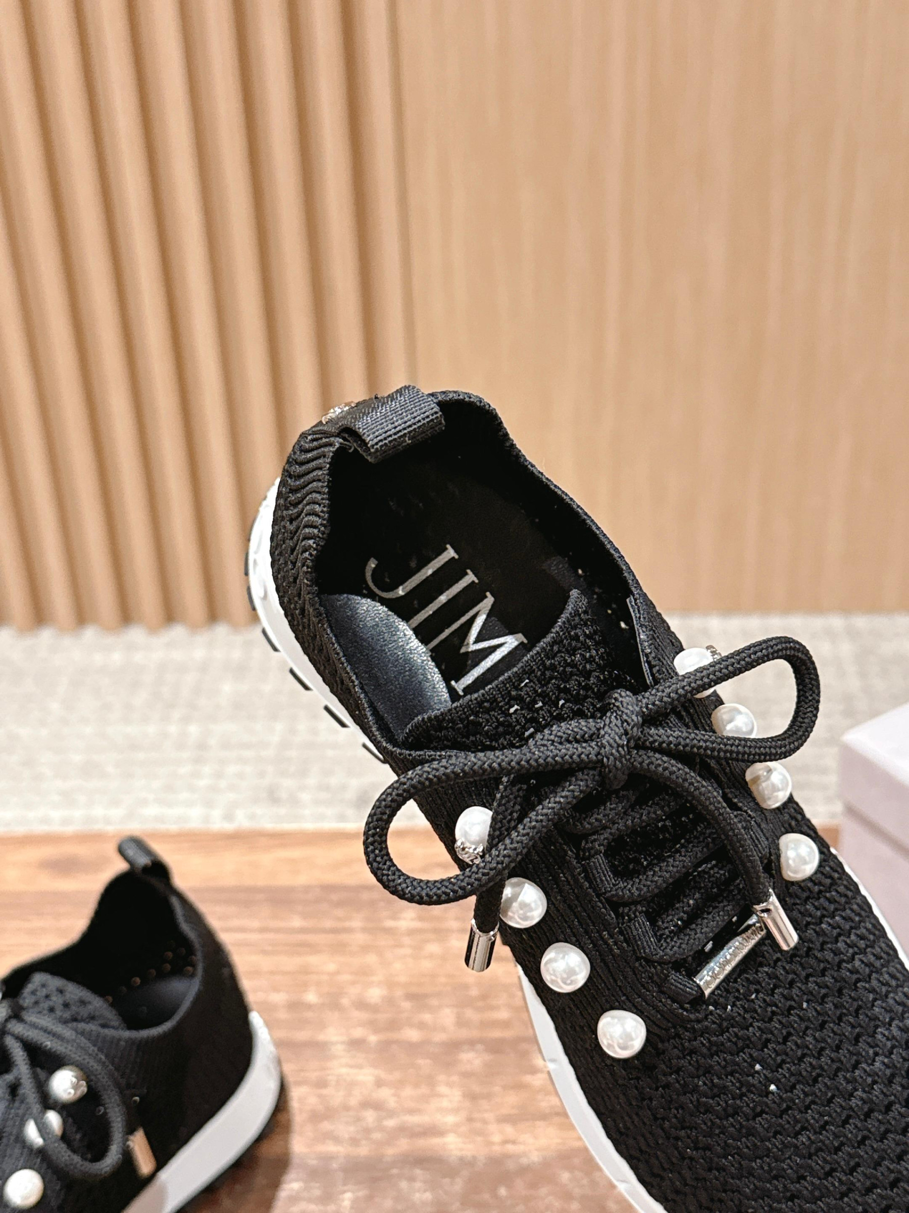UA J1m*y Ch00 Casual Sneakers