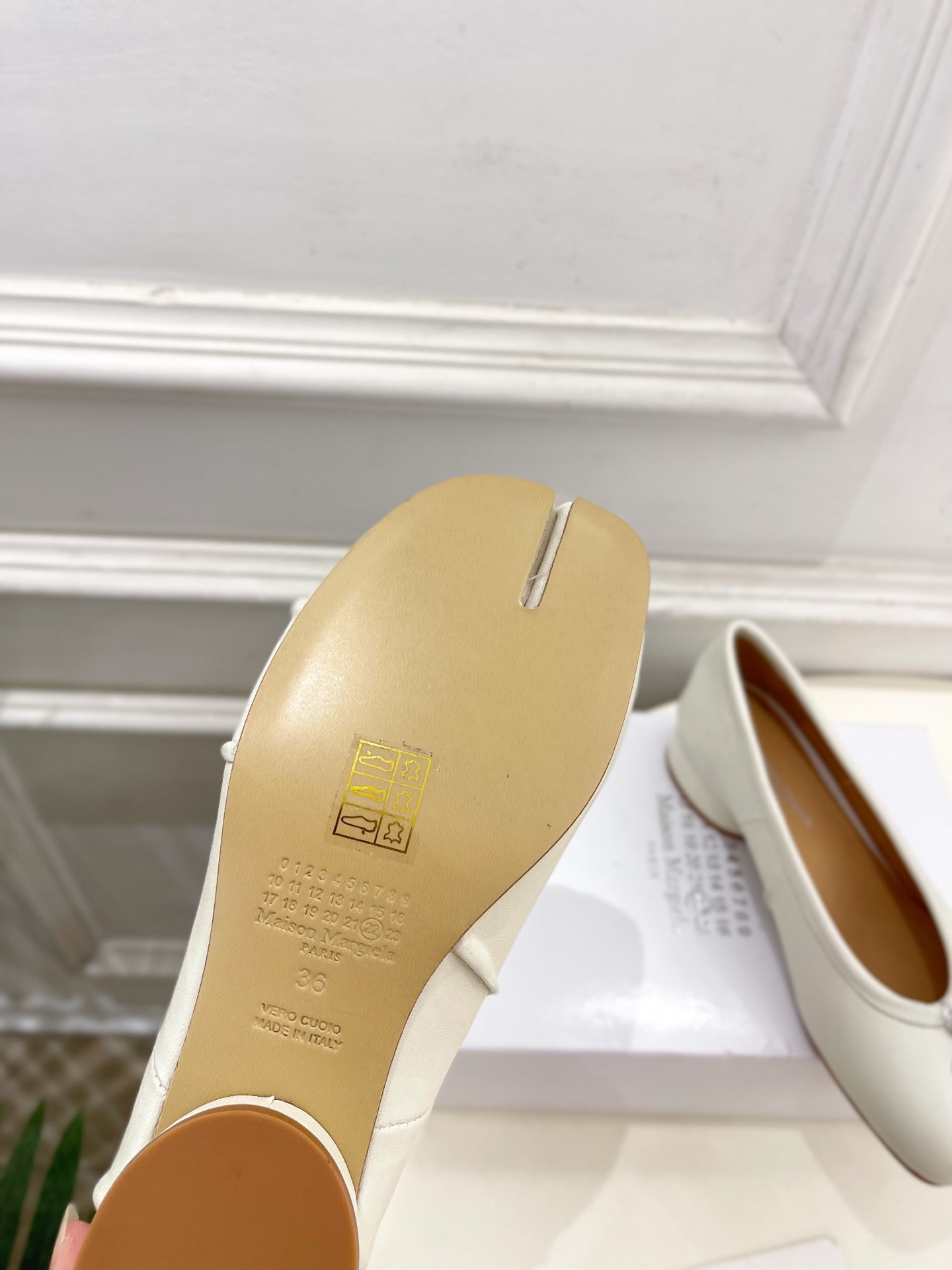 UA Ma1s0n Marg*e1a Tabi Ballerina