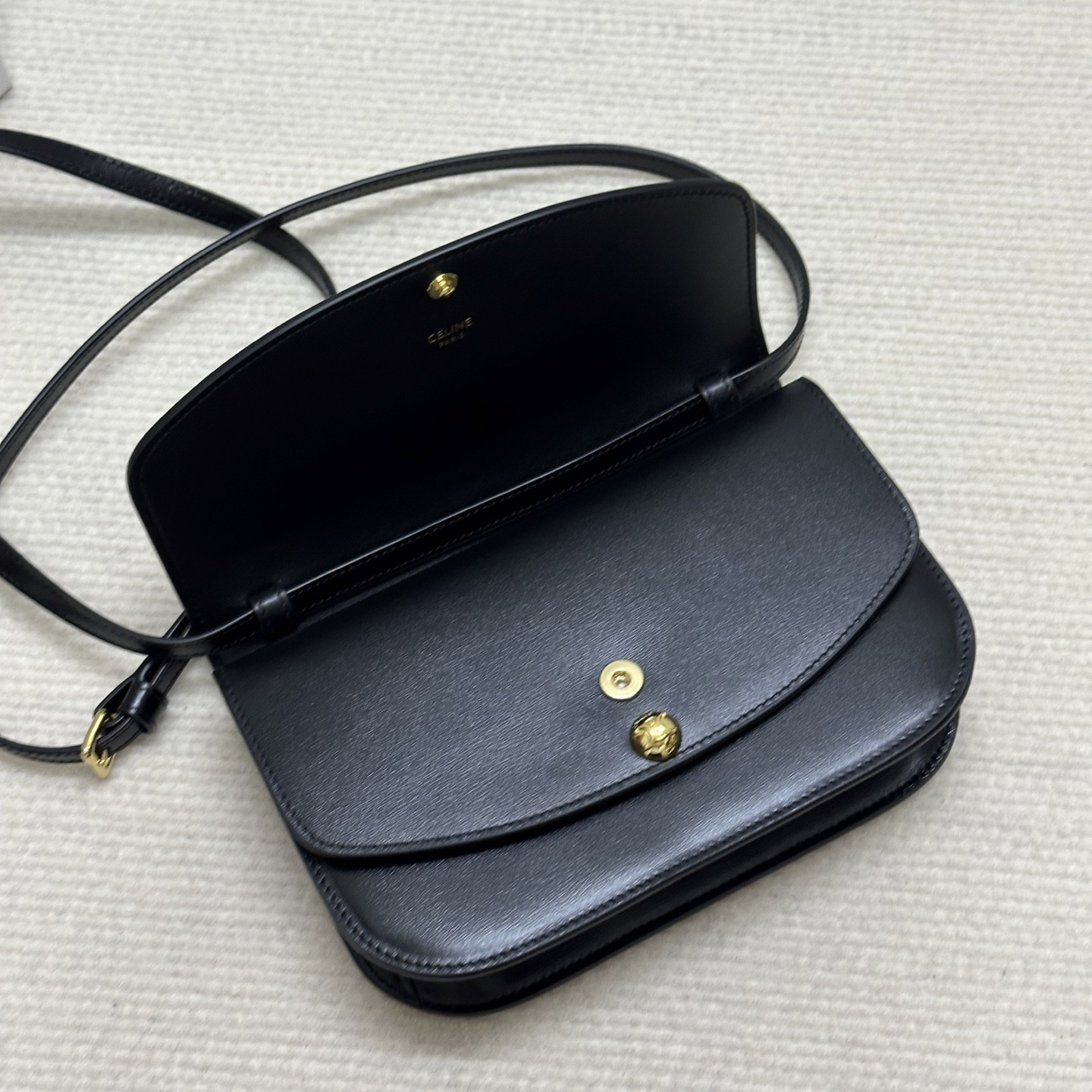 Ce1i*e DUO WALLET ON STRAP IN Shiny calfskin 20x13x6cm