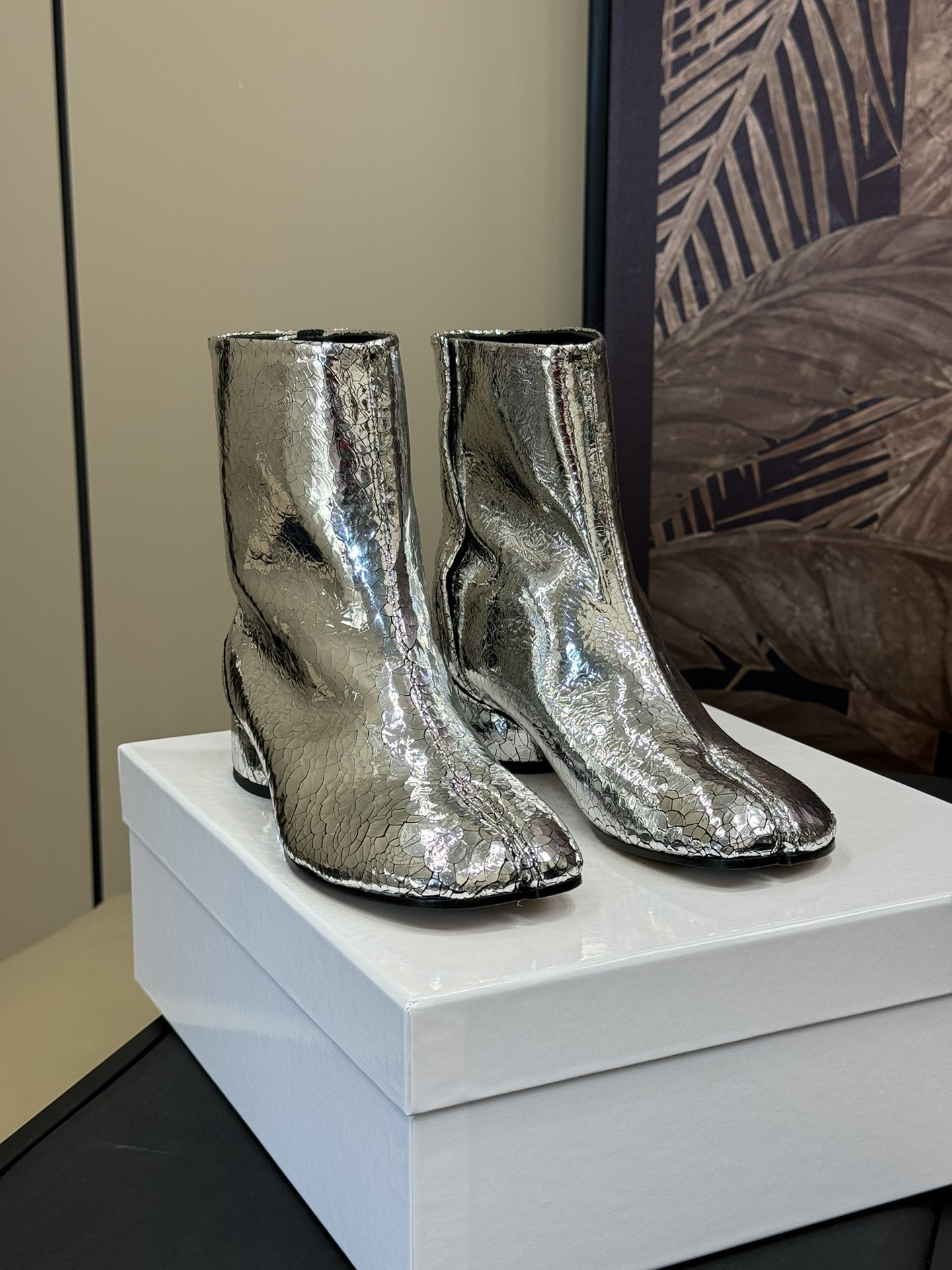 UA Ma1s0n Marg*e1a Tabi Mirror Boots