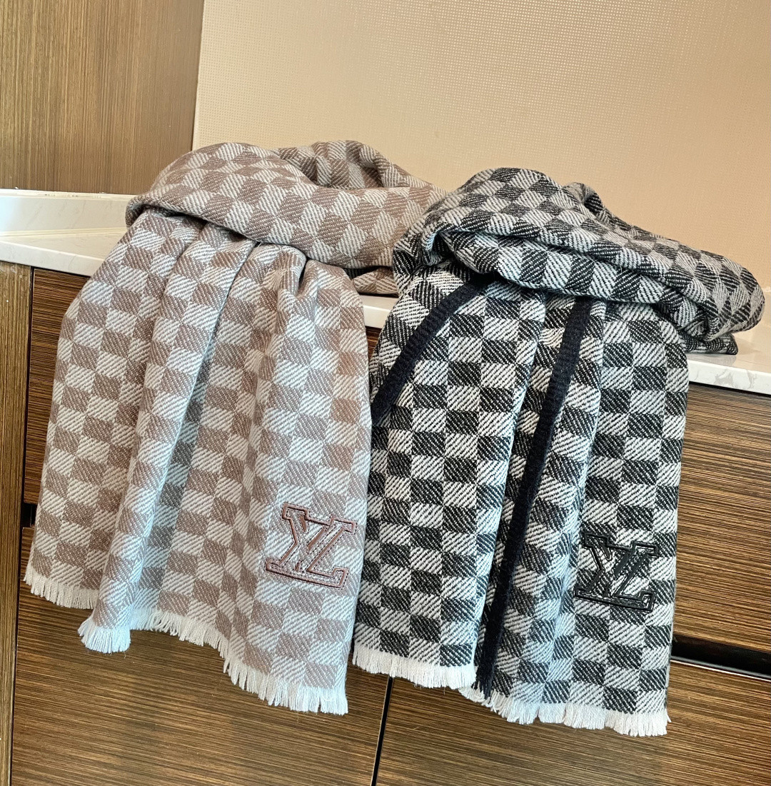 L0vis Vvtt0n Checkered scarf 35x200cm 100% cashmere