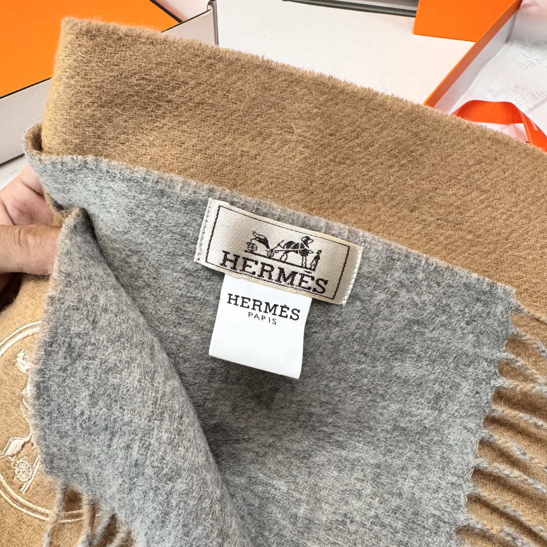 H**me5 Double-sided scarf 30x200cm