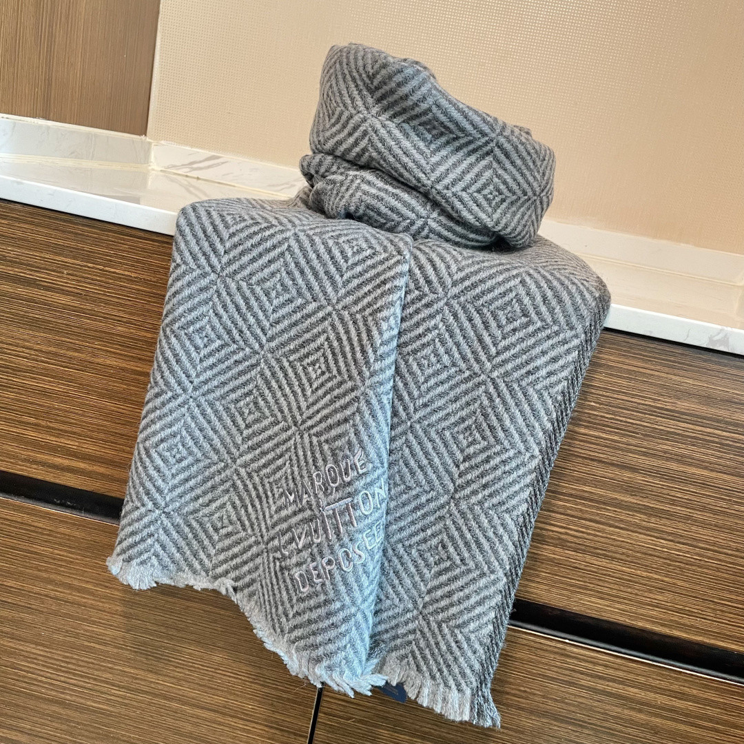 L0vis Vvtt0n scarf 35x200cm 100% cashmere