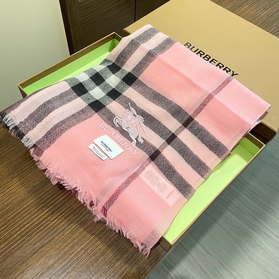 Bv*b*rry scarf 90x200cm