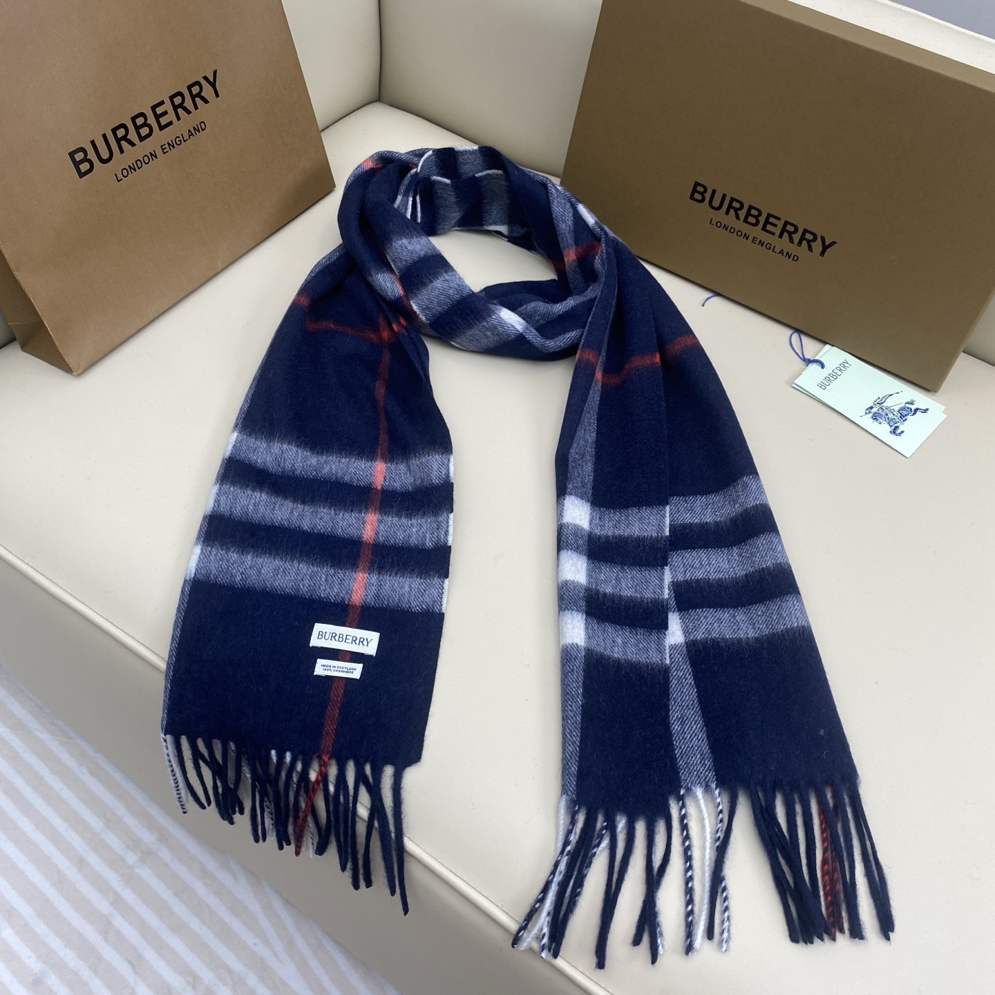 Bv*b*rry scarf 30x168cm 100% cashmere