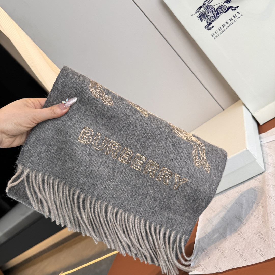Bv*b*rry scarf 30x200cm