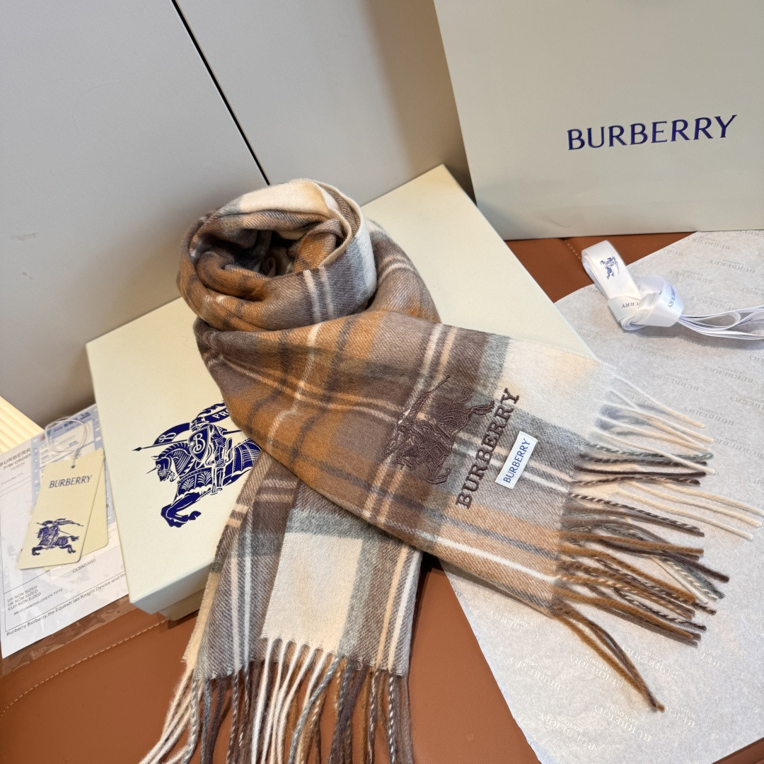 Bv*b*rry scarf 30x180cm