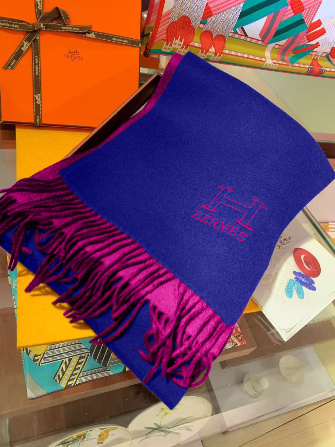H**me5 scarf 30x200cm