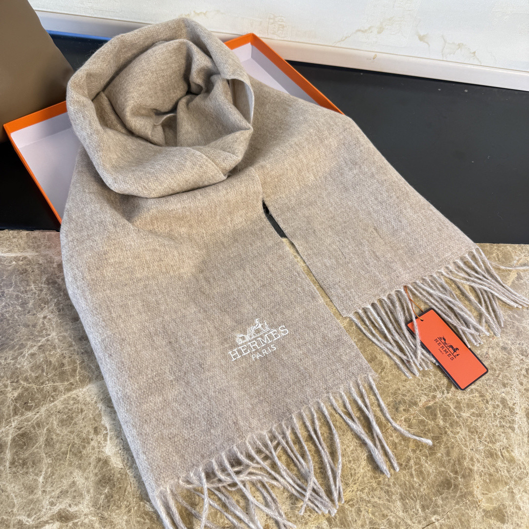 H**me5 scarf 32x180cm