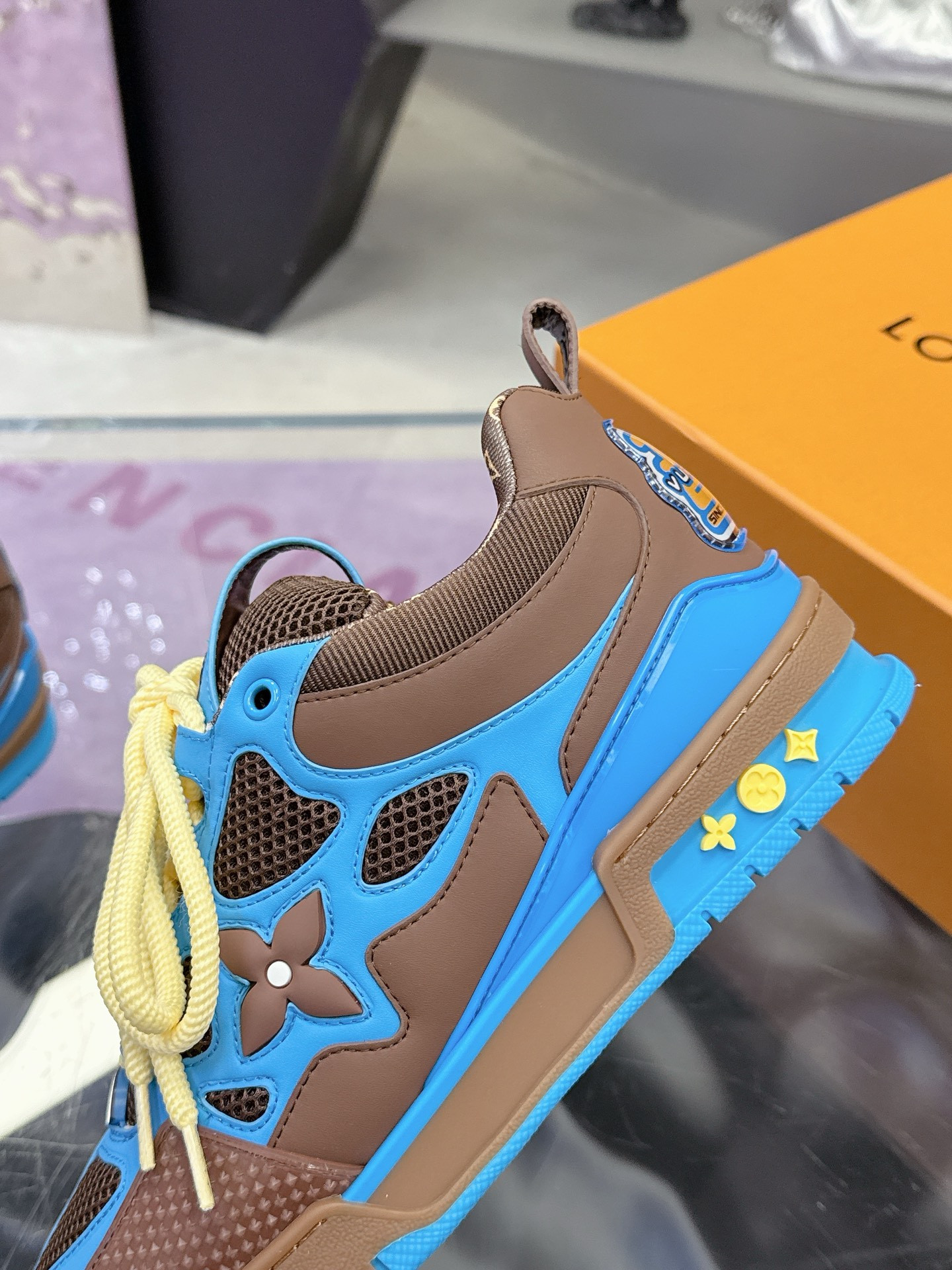 UA LV Skate Sneaker