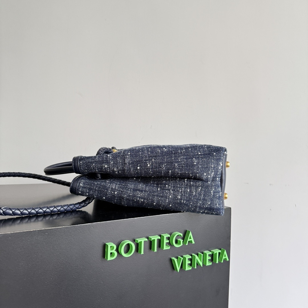 B0tt*ga Ven*ta Medium Andiamo 25x35x11cm