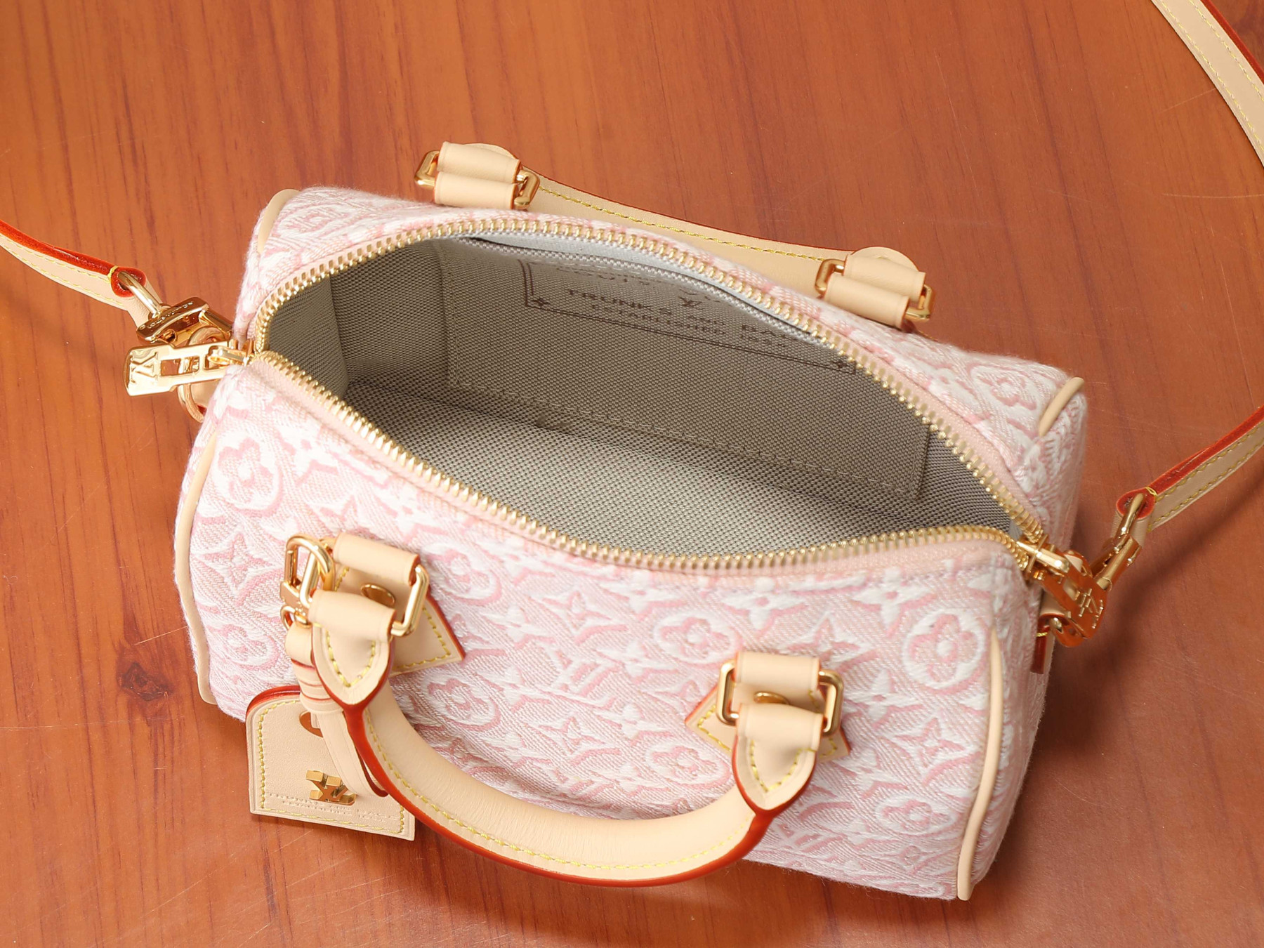 LV Speedy Bandoulière 20 M2A039 20.5x13.5x12cm
