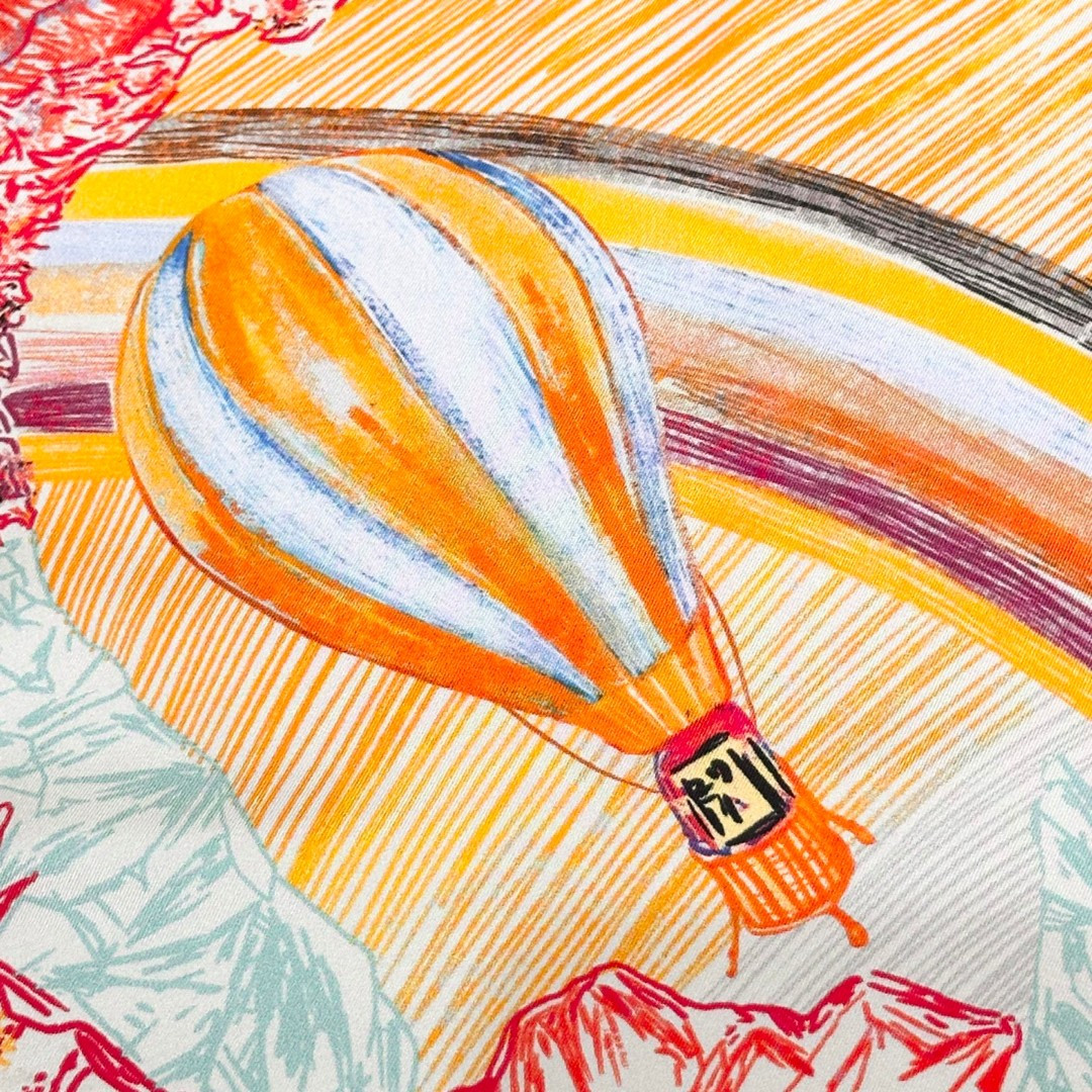 H**me5 silk scarf 88.5x88.5cm