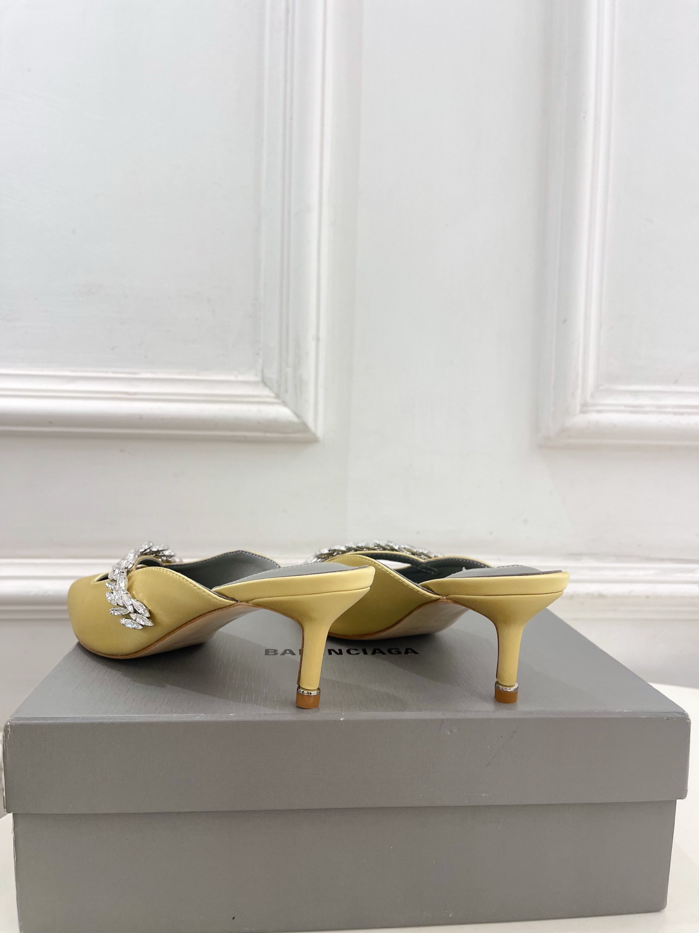 UA Ba1en*iaga x Man010 B1ahn*k Mule 5.5cm Heel