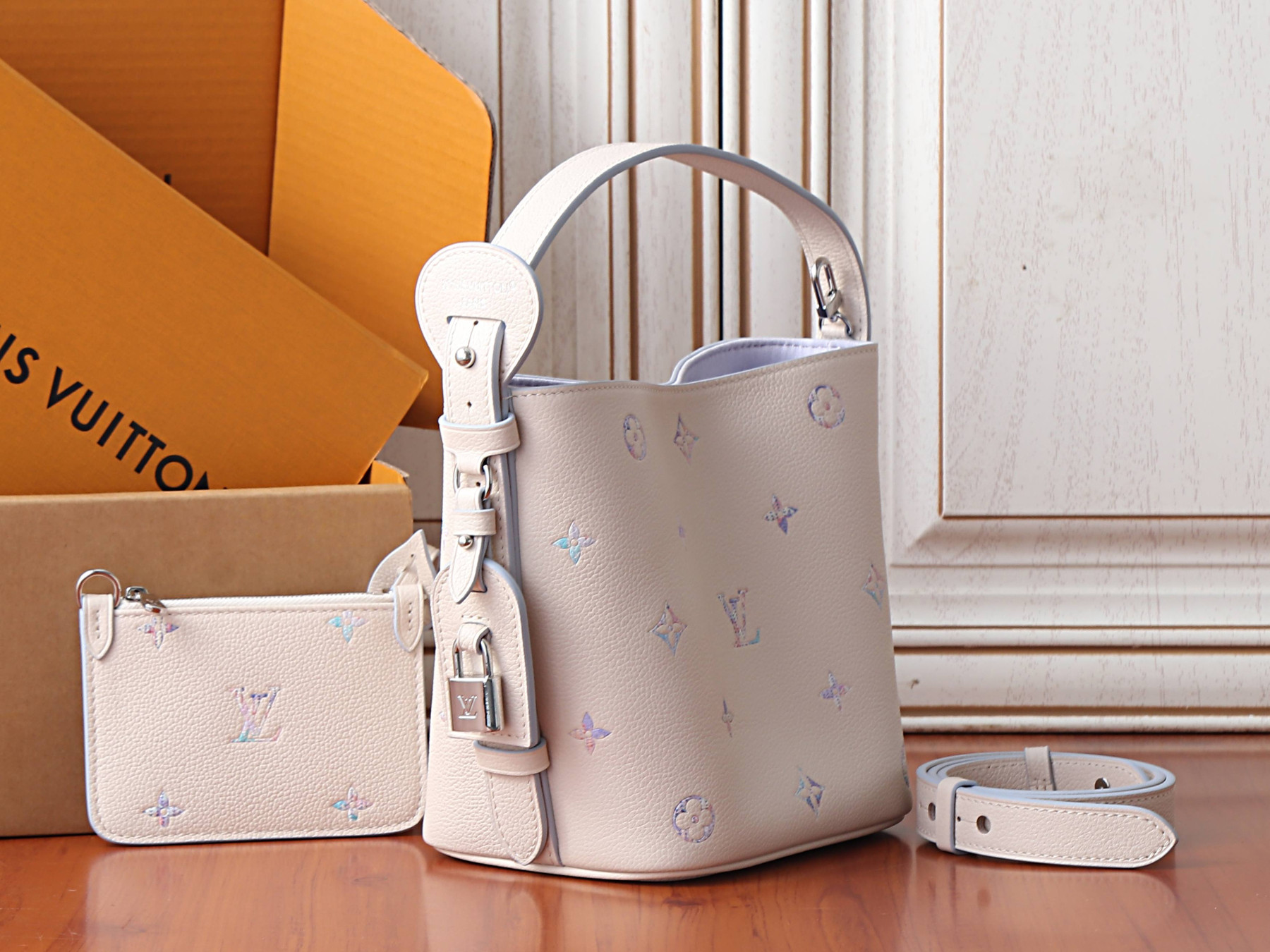 LV All In BB M29835 16x18x12cm