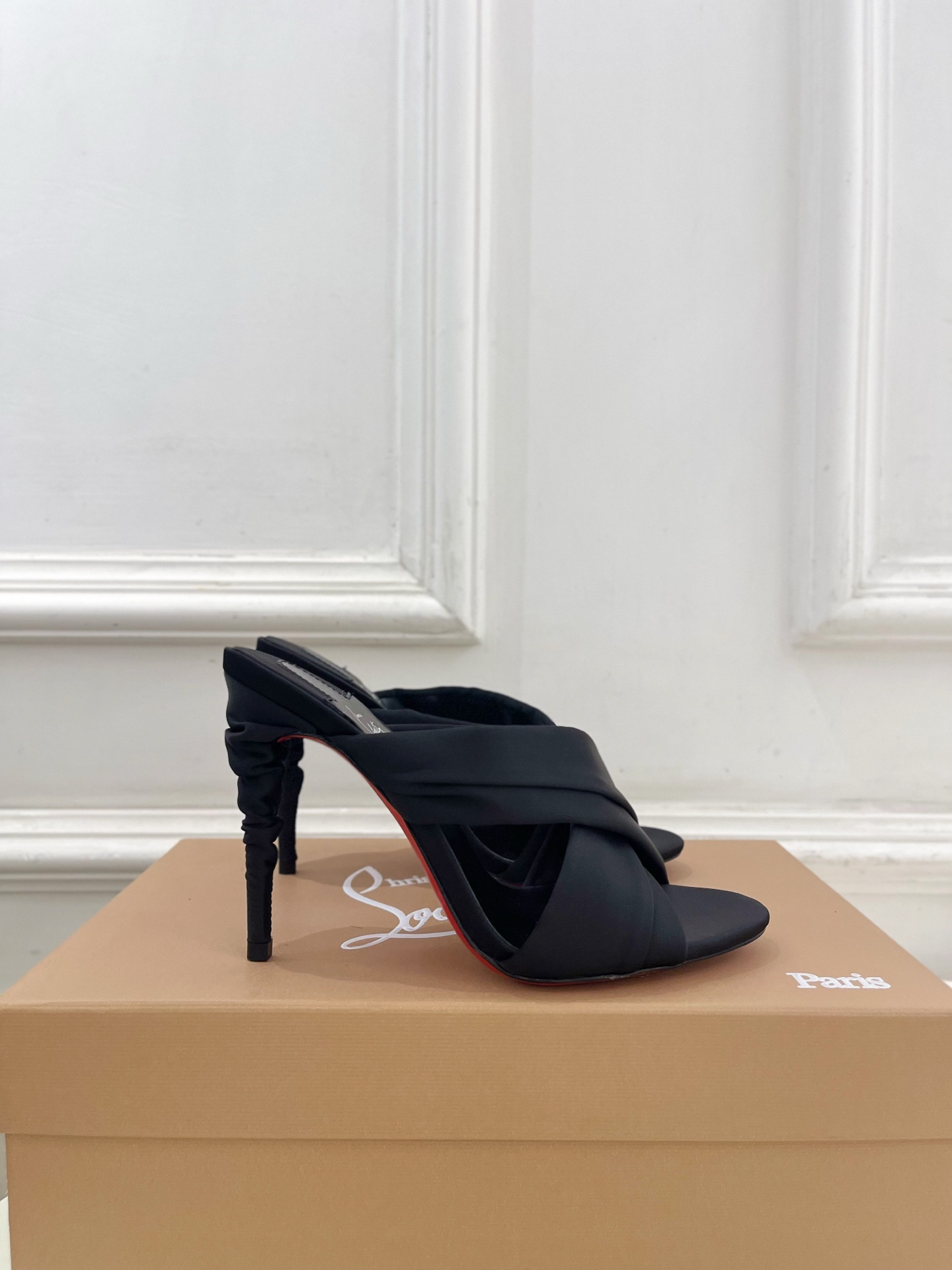 UA Chr1st1an Louboutin Affabula 100 Slides