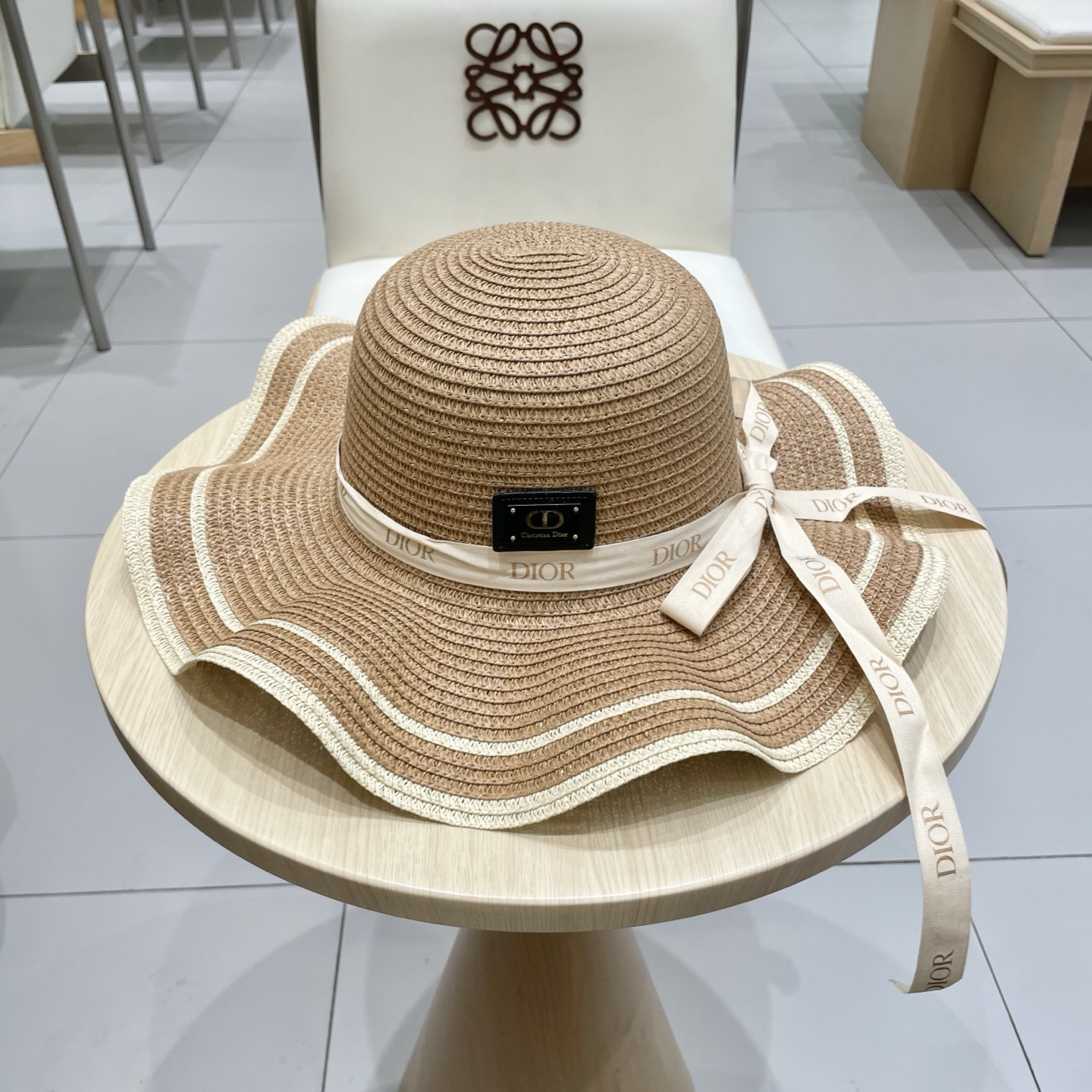 D10r Straw Hat 57cm Head Circumference