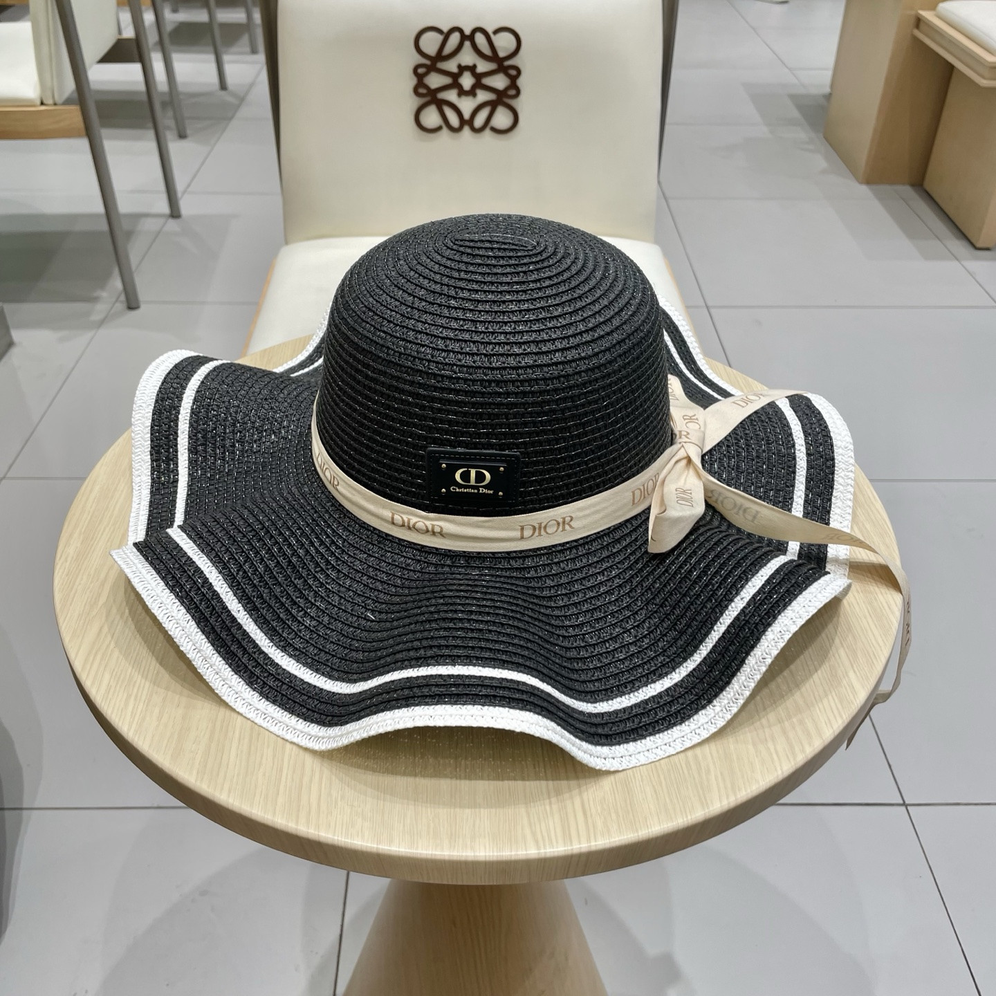 D10r Straw Hat 57cm Head Circumference