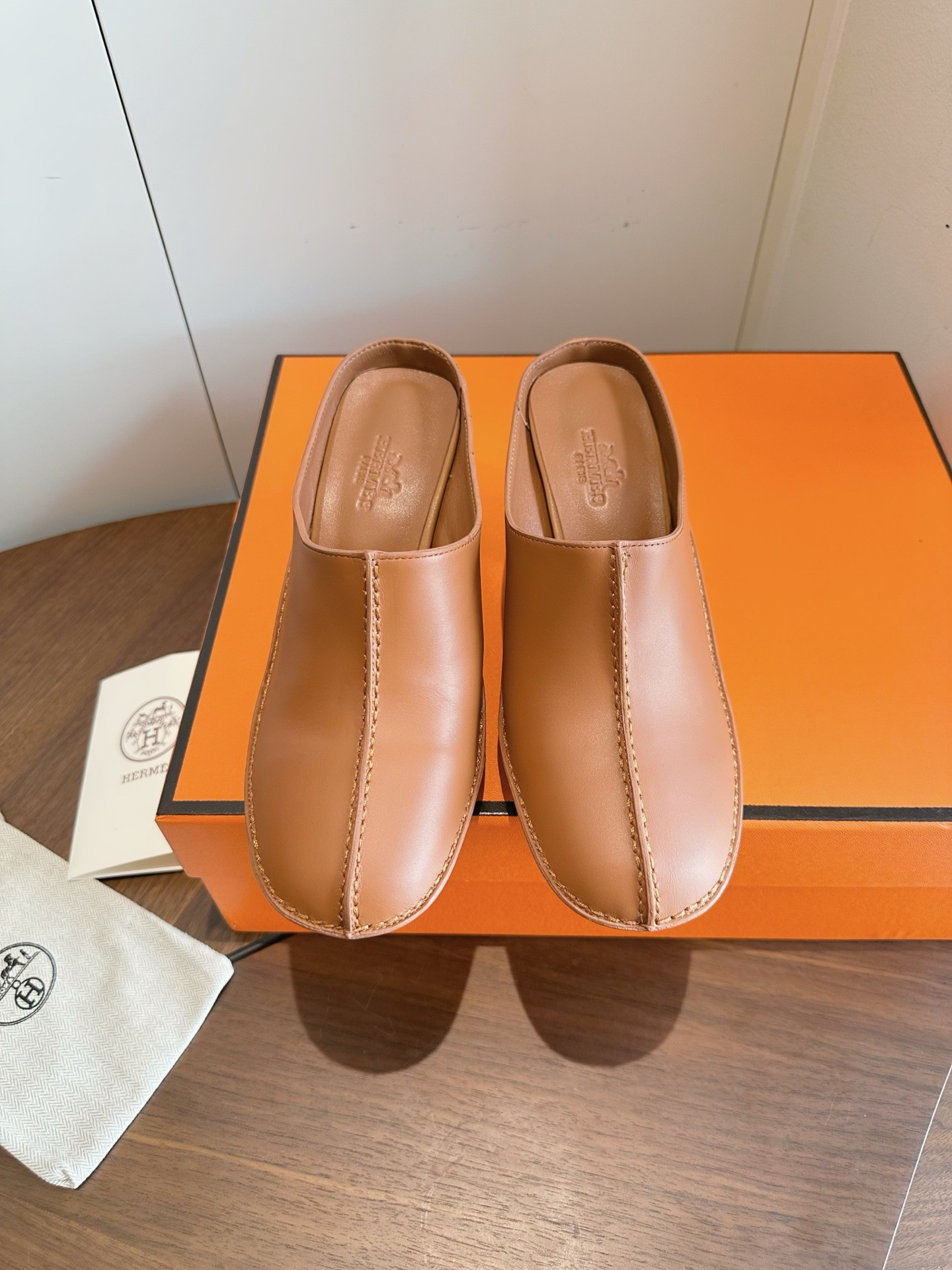 UA H**me5 Mystery Mule