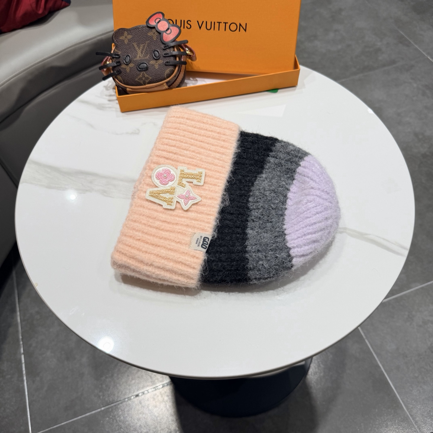 L0vis Vvtt0n Beanie