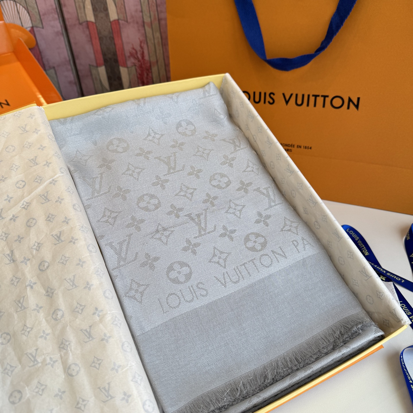 LV scarf 140x140cm