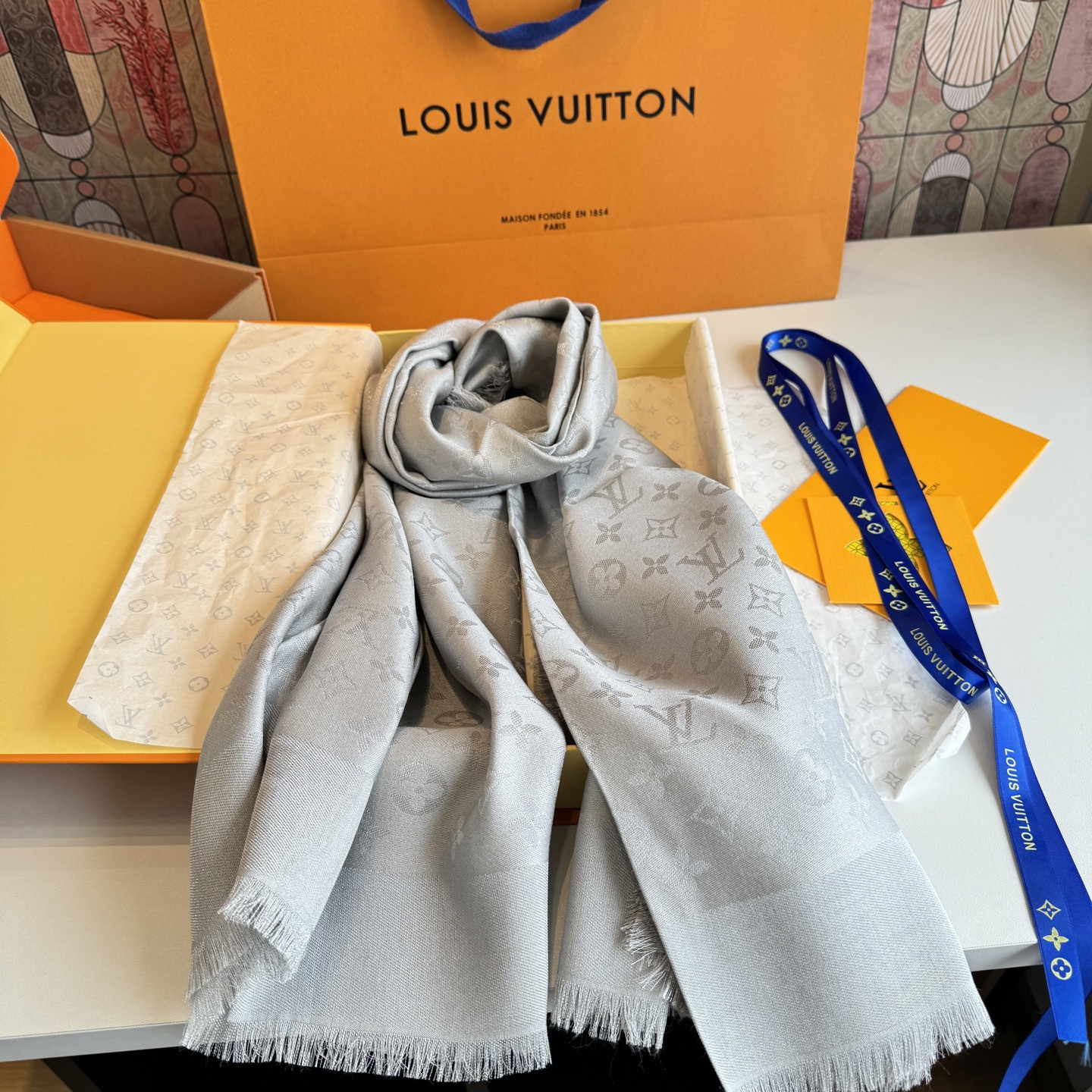 LV scarf 140x140cm