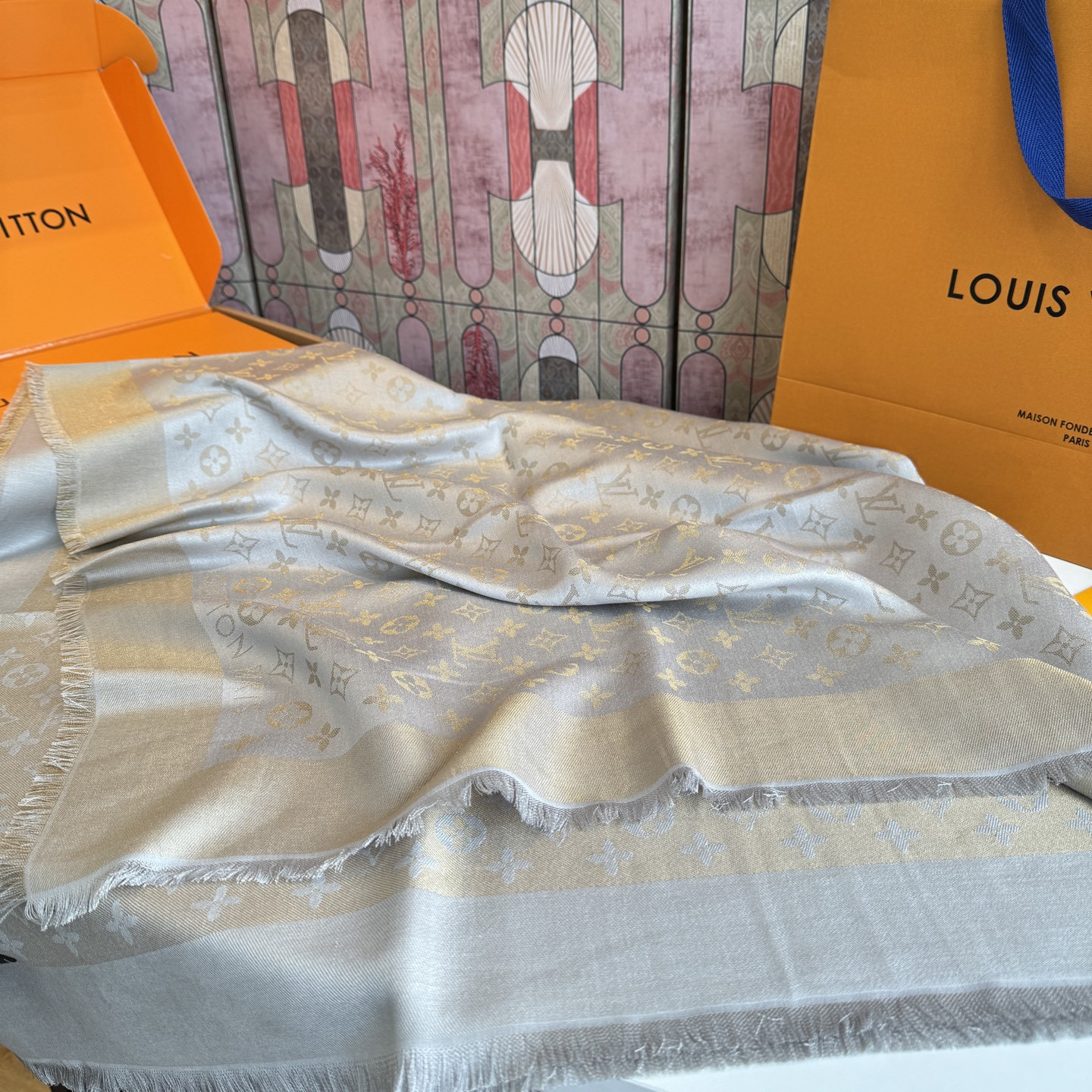 LV scarf 140x140cm