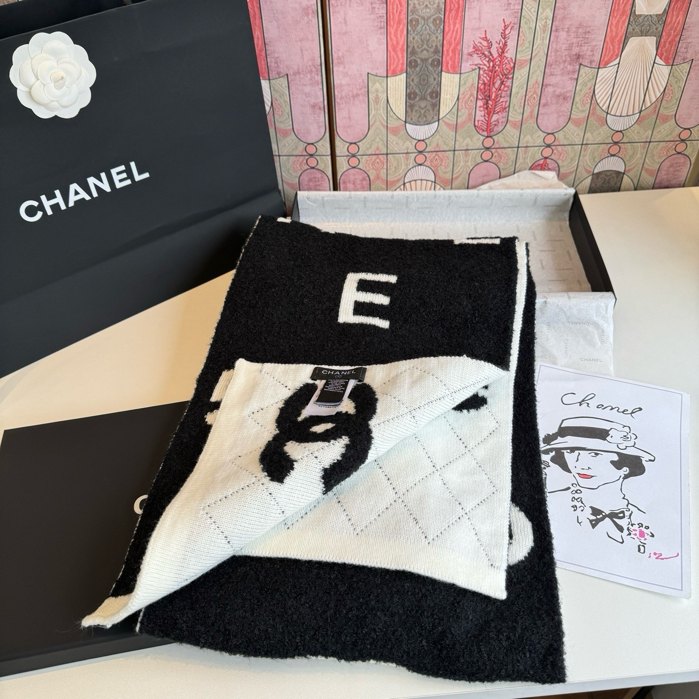 Ch**el scarf 180x30cm 10% Cashmere 90% Wool