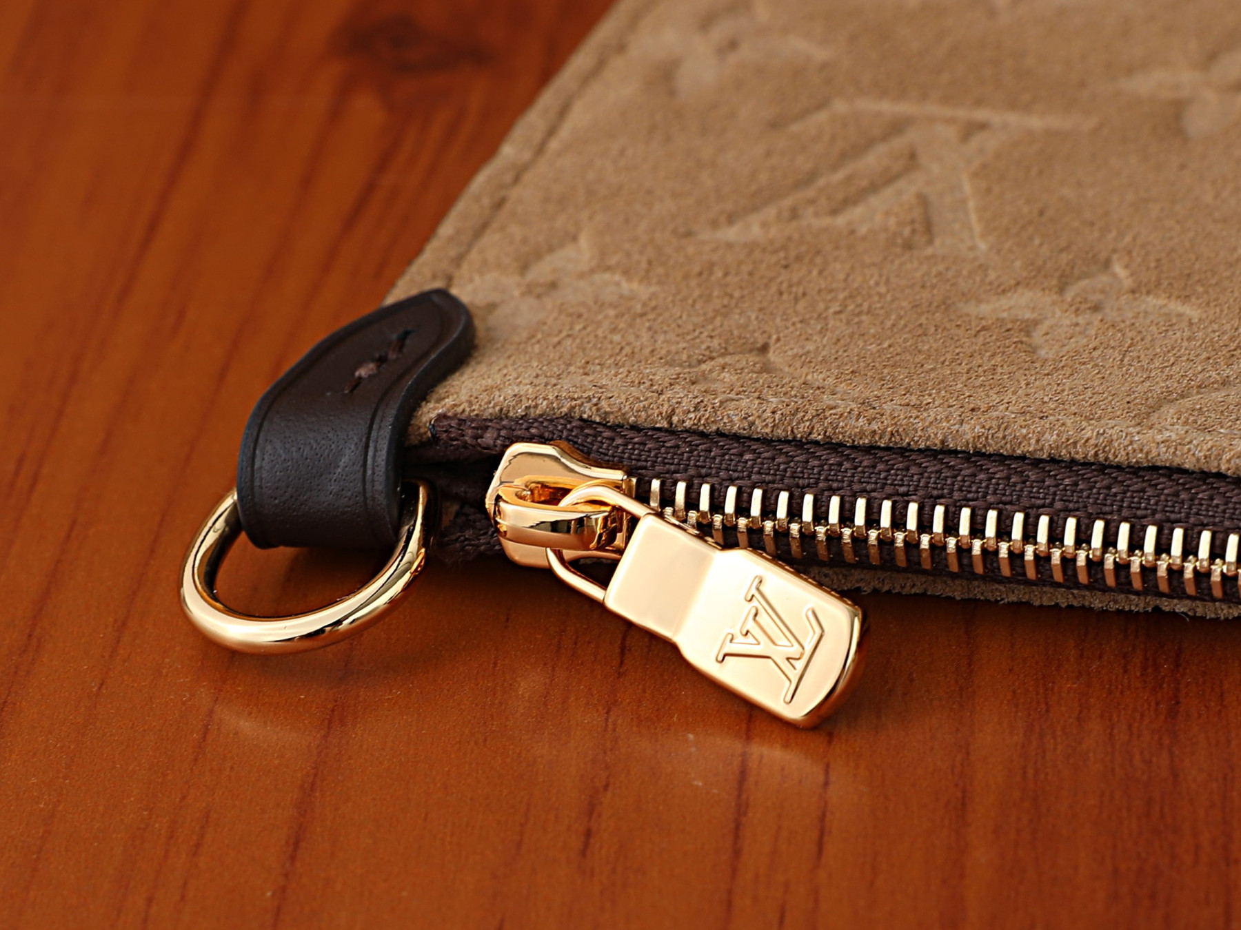 LV All in BB M29834 16 x 18 x 12 cm