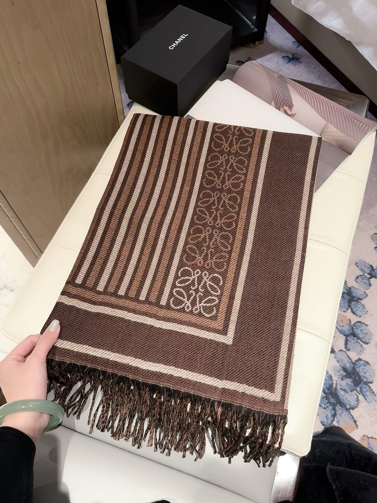 L0ew* scarf